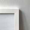 Cadre de bois blanc avec vitre [A2 - 16.5 x 23.4po]