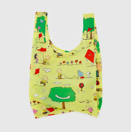 Kite Eating Tree Standard Reusable Bag