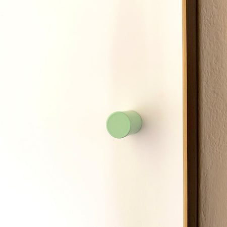 Mint handle