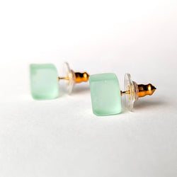 Smart glass recycled jewelry