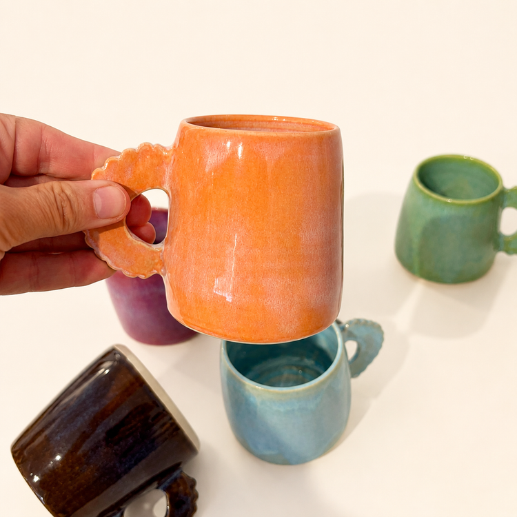 Tasse en porcelaine [modèles variés]