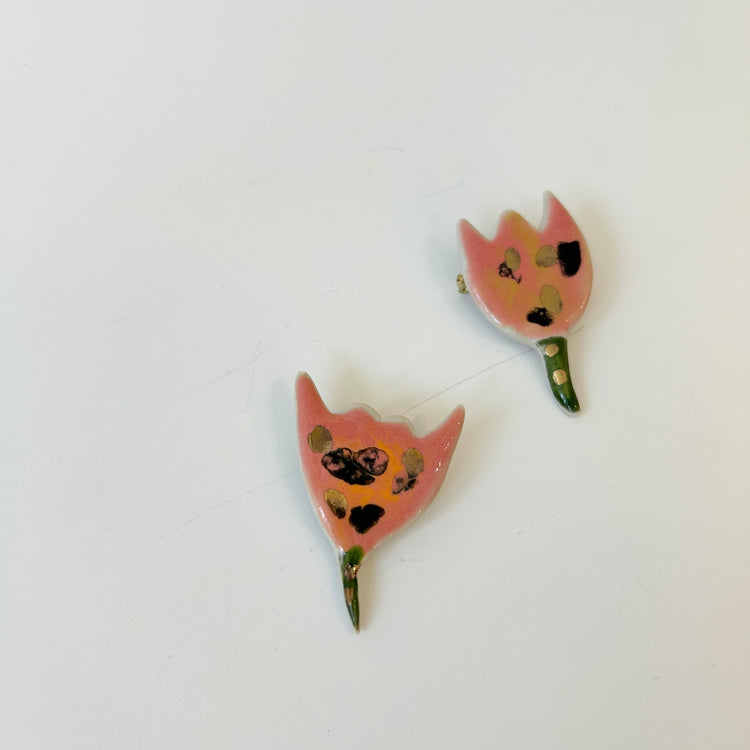 Tulip ceramic brooch