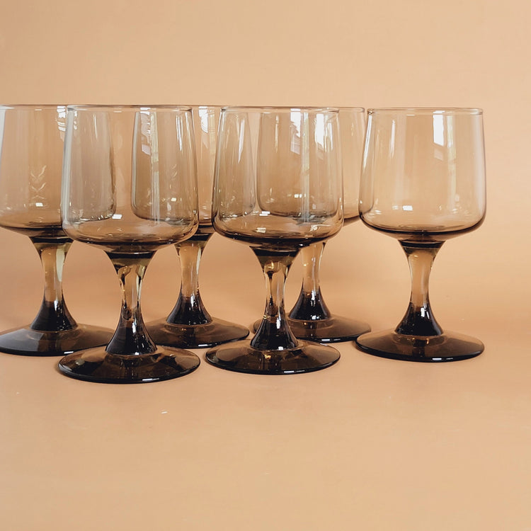 Duo de verres à pied fumés vintages