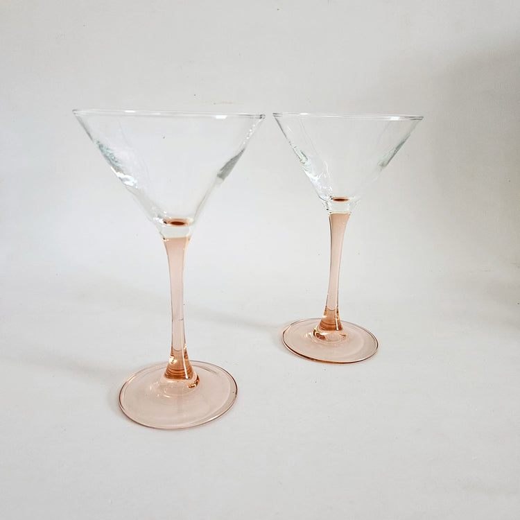 Set of 2 Luminarc pink stemmed cocktail glasses