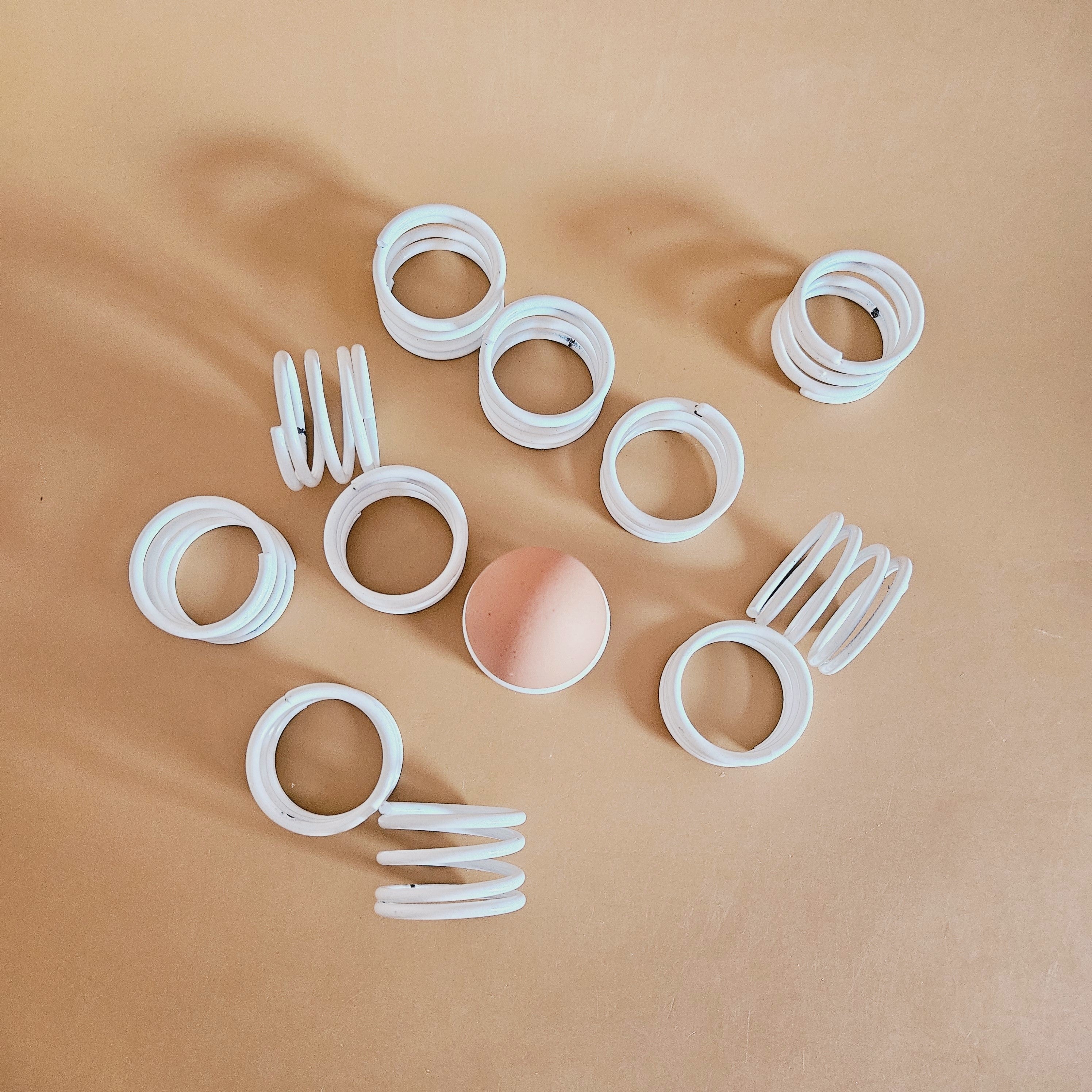 Duo de coquetiers/ronds de serviettes Spirale