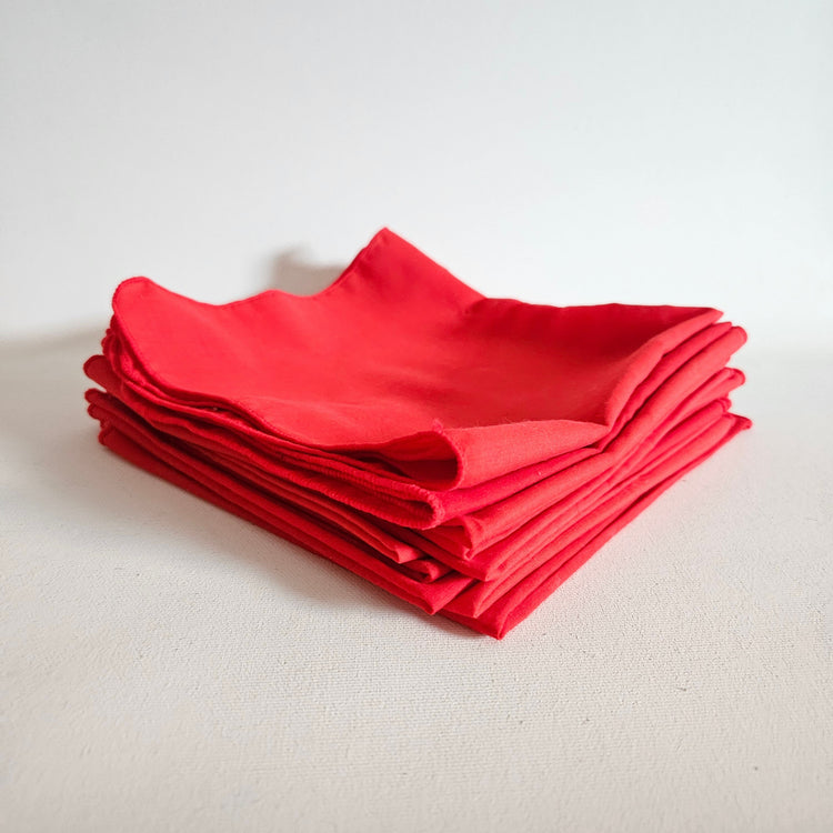 Duo de serviettes de table rouges en tissu vintage