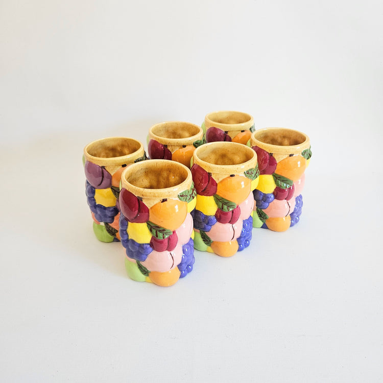 Gobelet en céramique barbotine vintage