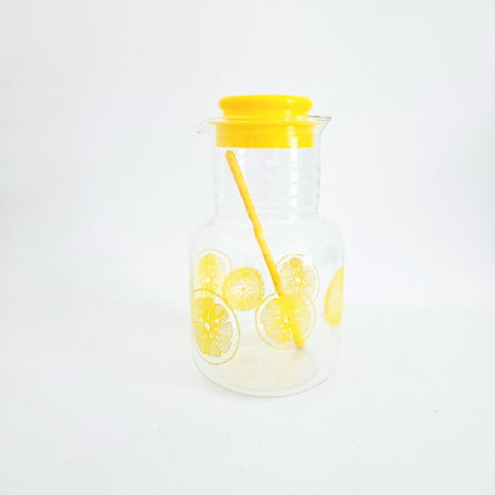 1.5L vintage Pyrex glass pitcher