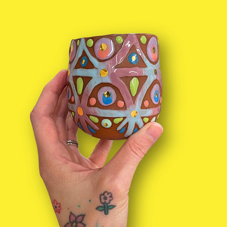 Gobelet  à motifs