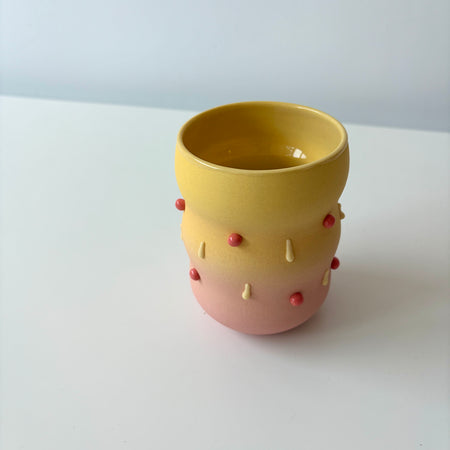 Gobelet jaune pois confettis en céramique