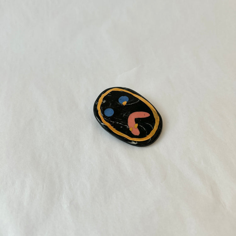 Broche en céramique Face [modèles variés]