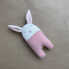 Hochet Lapin en cachemire [couleurs variées]