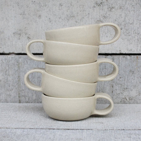 Tasse à anse plate naturel