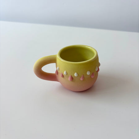 Petite tasse gouttes en céramique