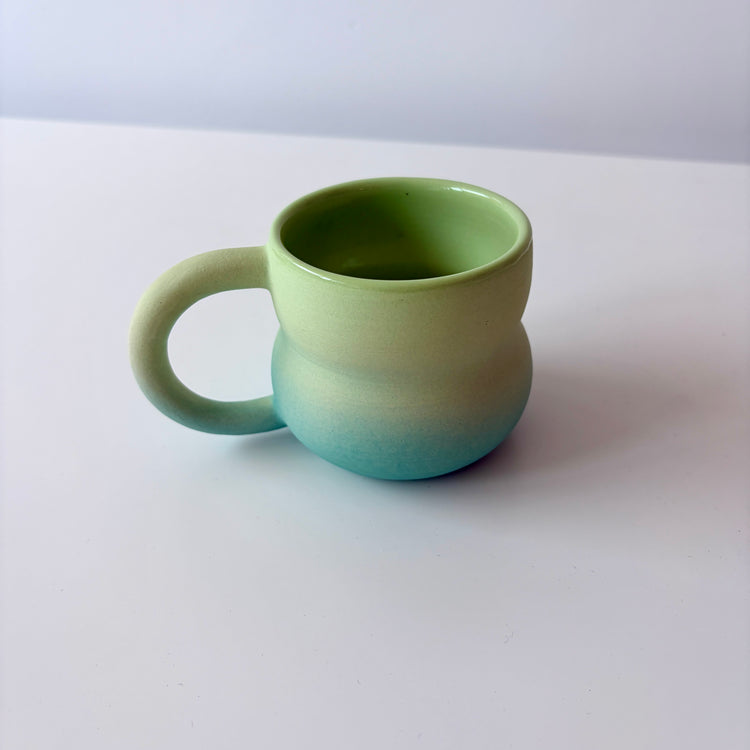Tasse moyenne vert-bleu en céramique