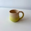 Tasse moyenne rose-jaune en céramique