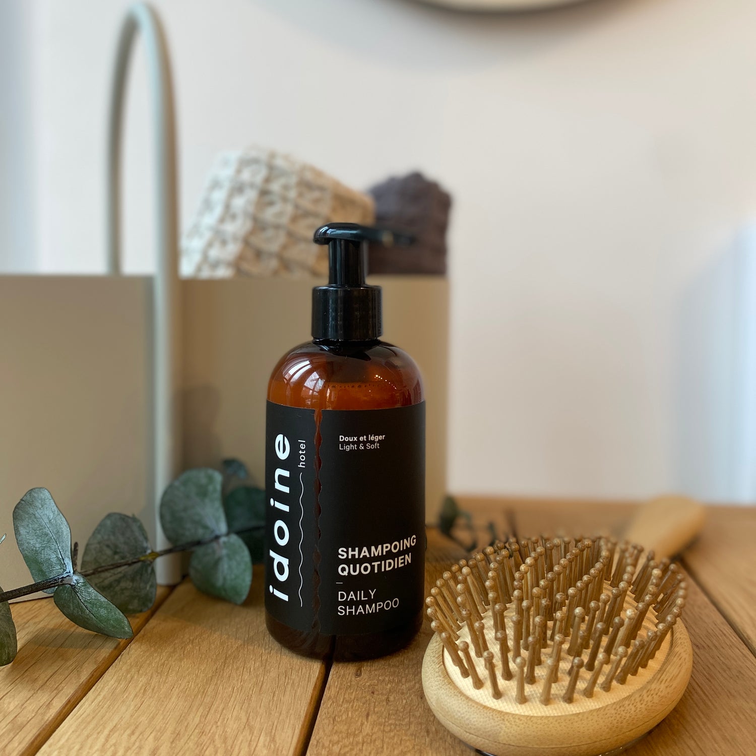 Shampoing Idoine Hotel | Bref