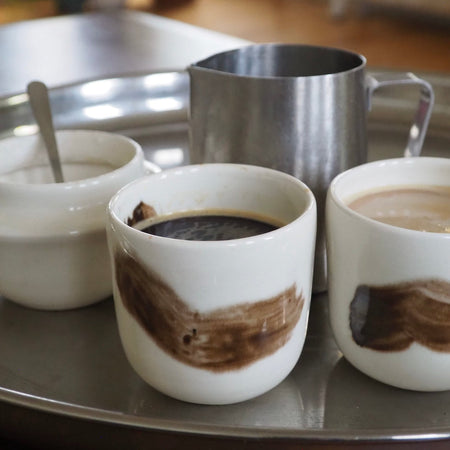 Gobelet en céramique Brushes [couleurs variées]