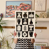 Affiche 'Black and White Pots' encadrée [tel quel]