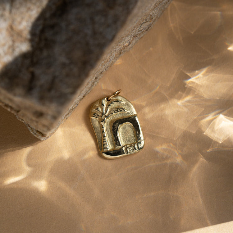 Collier château Tvrdalj en laiton