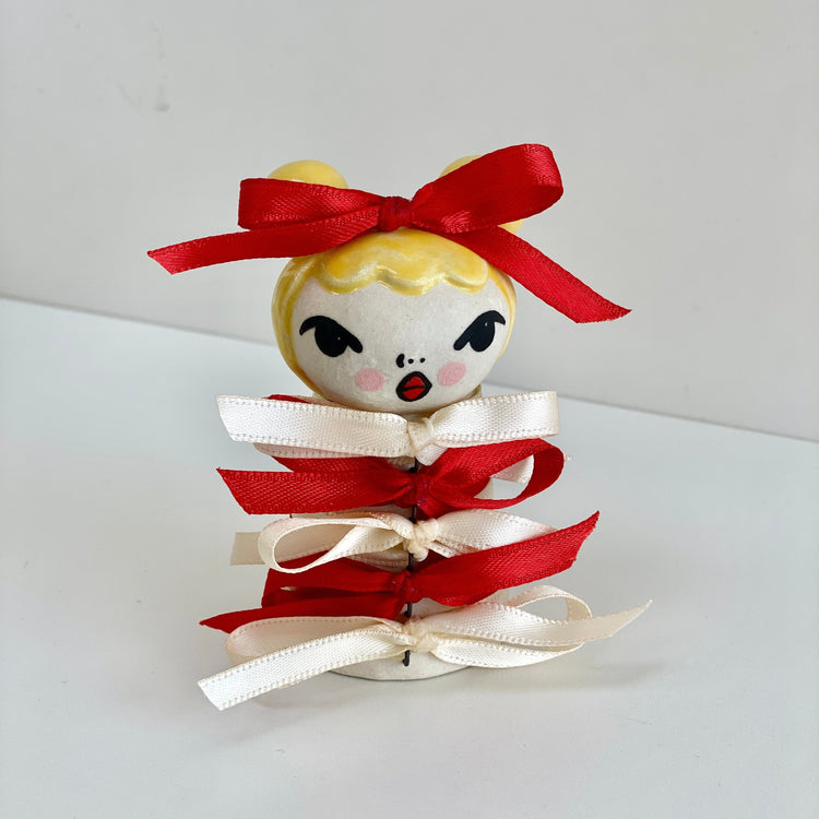 Candy Cane Ribbon Munbeibi Figurine