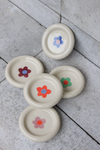 Mini assiette Fleur [couleurs variées]