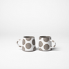 Tasse à pois en céramique