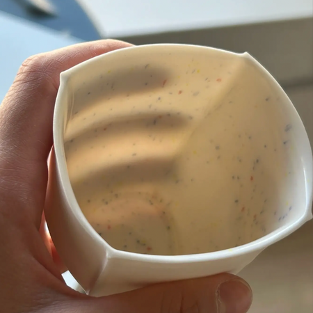 Gobelet confetti en porcelaine [formats variés]