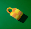 Petite tasse signature Damier [couleurs variées]