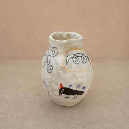 Petit vase pincé en céramique