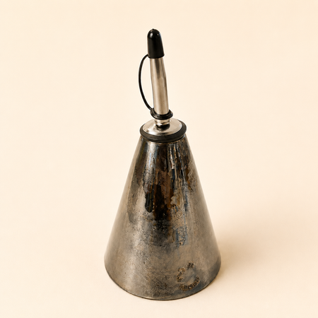 Petite bouteille d'huile chrome