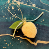Ornement citron en laine recyclée