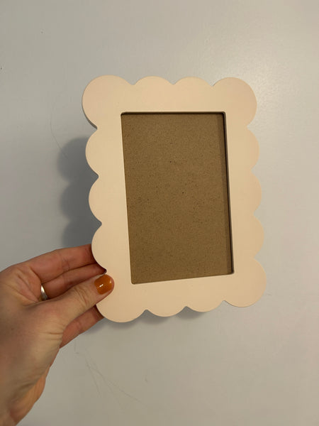 Cadre Pétales beige 4 x 6 po [tel quel]