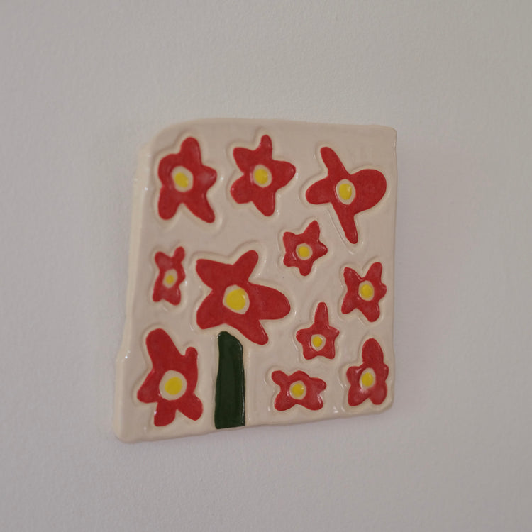 Pièce murale en céramique 'Carré fleurs'
