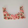 Pièce murale en céramique 'Soutien-gorge fleuri'