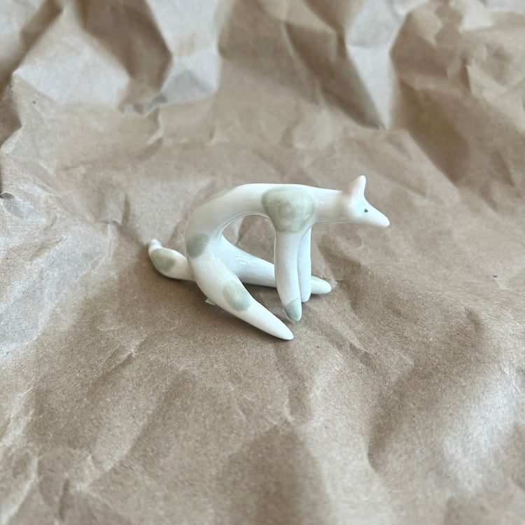 Sculpture figurine 'Bad Posture'