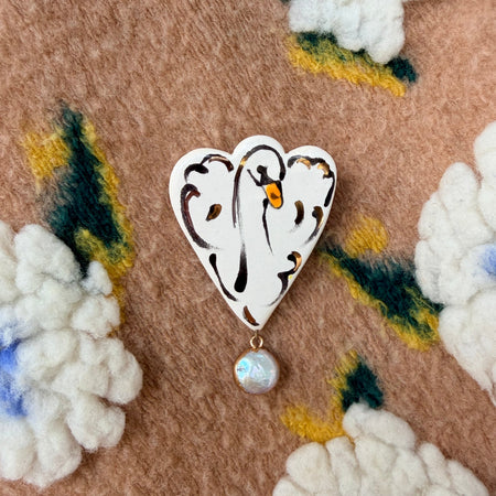 Broche Fancy Swan avec perle