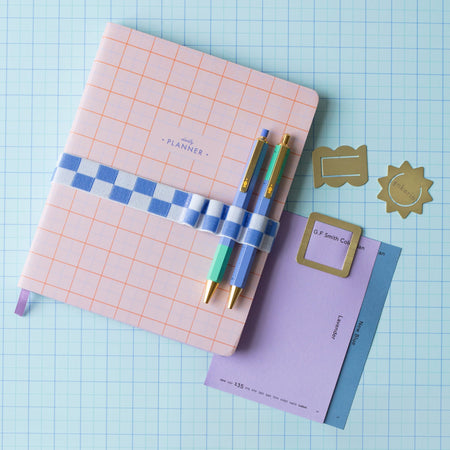 Elastic pen holder band for notebook 