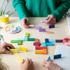 Multicolored dominoes game 