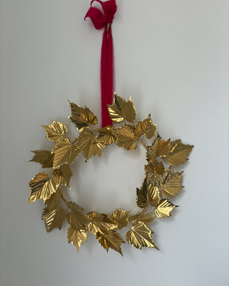 Vitis riparia wreath in brass