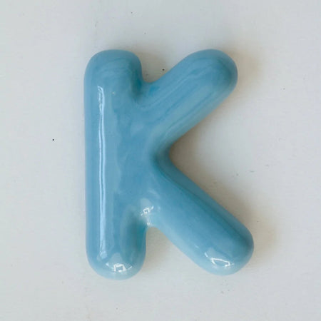 Lettre murale K en céramique [couleurs variées]