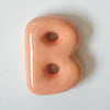Lettre 'B' décorative en semi-porcelaine [en stock - couleurs variées]