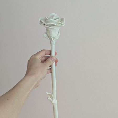 Grande rose en porcelaine