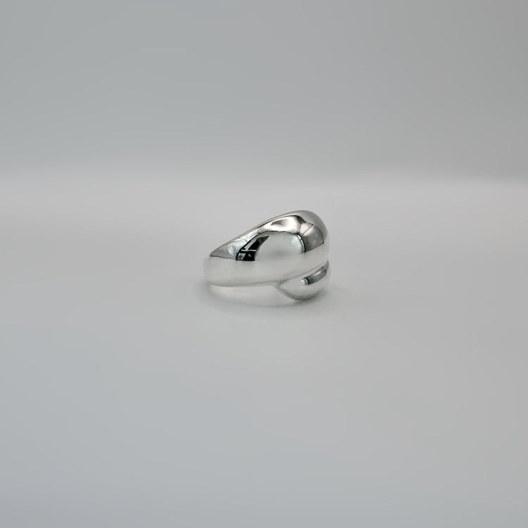 Svala ring