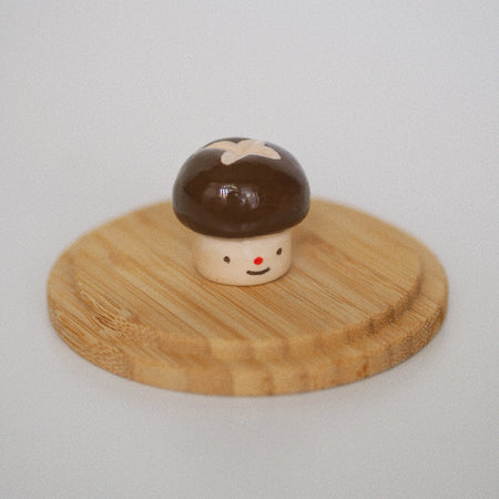 Petite sculpture figurine 'Shiitake Mushroom'