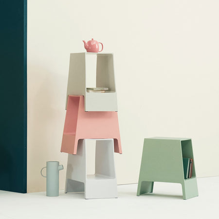 Table d'appoint TOMO  [couleurs variées]