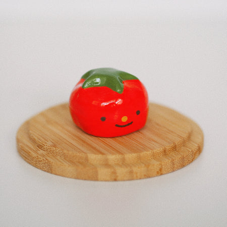Petite sculpture figurine 'Tomato #2'