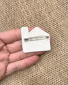 Broche en céramique Maison