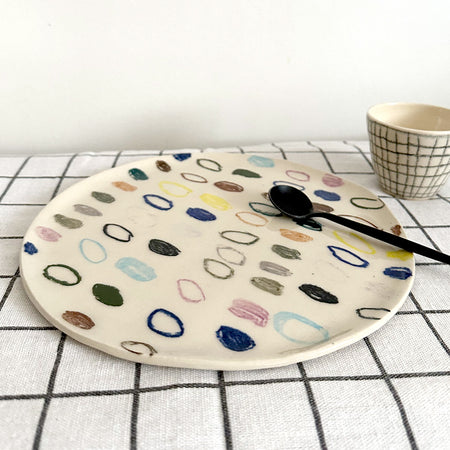 Ceramic color test plate