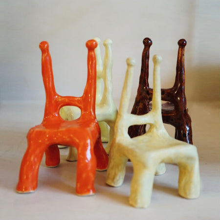 Petite chaise en céramique [modèles variés]